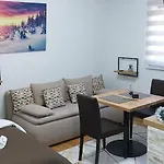 Апартаменты Montes *